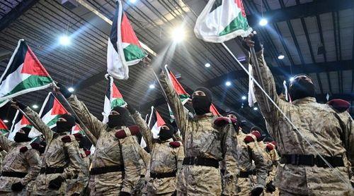Hezbollah lança ataque com mísseis e drones no sul do país contra Israel