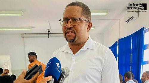 “Fraca adesão" à greve mostra que professores já tomaram consciência de quem está a defendê-los - DNE (c/áudio)