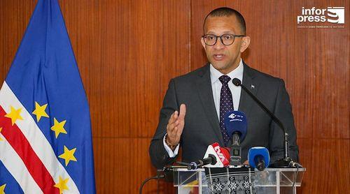 Abraão Vicente é orador no "Diálogo Ministerial" da sexta edição da Cimeira da Cultura em Abu Dhabi