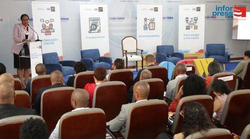 Ministra da Administração Pública destaca avanços do país em matéria da transparência e prestação de contas