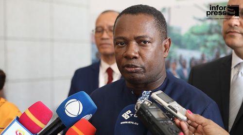 Vice-primeiro-ministro destaca importância das Universidades na formação de jovens africanos