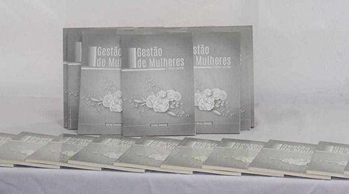 Aleida Semedo lança seu primeiro livro “Gestão de Mulheres” que retrata relacionamento na voz de homens
