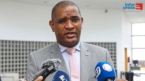 Presidente da Assembleia Nacional “preocupado” com avaliação negativa do Relatório Global sobre o Estado da Democracia