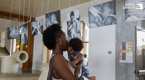 Exibição fotográfica intitulada “Gotas da Vida” retrata desafios da maternidade e a amamentação 