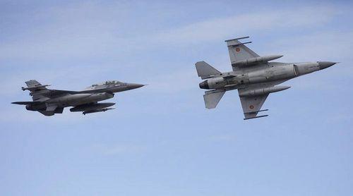 Países Baixos iniciaram entrega de caças F-16 a Kiev