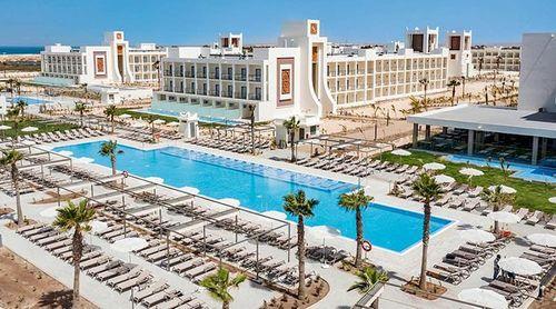 RIU Hotels & Resorts emprega 3.438 pessoas das quais 93 por cento (%) são cabo-verdianos