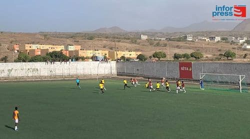 Futebol/Santiago Norte: Varandinha vence Beira Mar (1-0) e partilha liderança do campeonato com Scorpion
