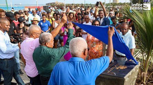 Presidente da câmara entrega Praia de Boca Bala aos praienses e apela mais amor à cidade de Praia
