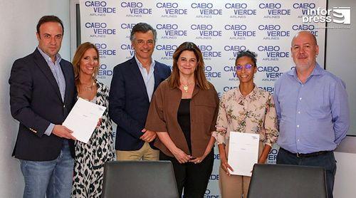 Cabo Verde Airlines e a Leadership Summit Cabo Verde reforçam parceria com assinatura de protocolo
