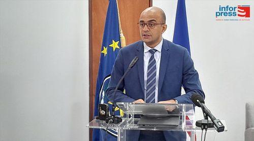 São Vicente: Ministro reitera necessidade de reforço do conhecimento do fenómeno da violência no contexto académico