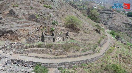 Porto Novo: Ministério das Infra-estruturas lança concurso para estudos e projectos de estradas de Dominguinhas