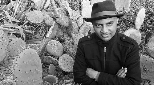Poeta José Luiz Tavares na 94.ª Feira do Livro de Lisboa com “Perder o Pio a Emendar a Morte”