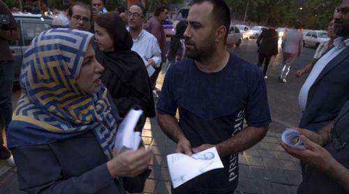 Iranianos vão às urnas para presidenciais mais abertas do que o esperado