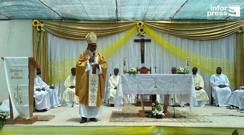 Ilha do Sal: Paróquia de Santo António celebra 10 anos de elevação com missa presidida pelo Bispo Dom Ildo Fortes