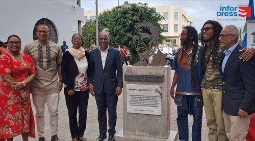Santa Catarina: Antigo Presidente da República de Cabo Verde homenageado com silhueta na Zona Pedonal de Assomada