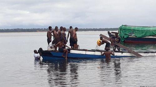 Pelo menos 55 crianças morreram no naufrágio de barco no domingo em Moçambique