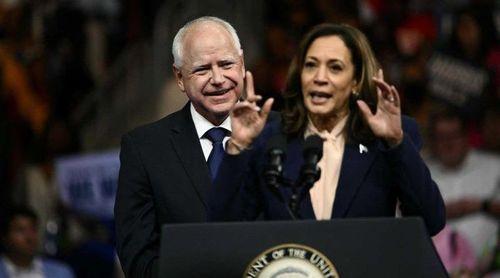Kamala Harris parte para campanha com Tim Walz, "um líder" que vai ajudar a unir a nação