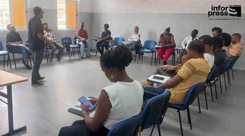 Brava: Centro Cultural Português promove formação de dramatização de texto literário para cinema aos professores (c/áudio)