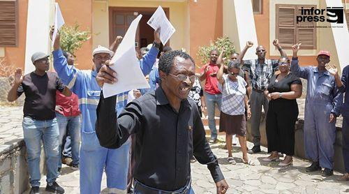 Sindicato denuncia alegados abusos e violação de normas laborais na Sonerf