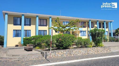 Porto Novo/São João: Autarquia presta tributo aos emigrantes em retiro anunciado para Junho