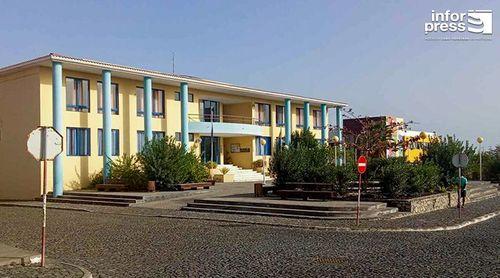 Porto Novo: Autarquia confirma proposta de empréstimo bancário de 300 mil contos para investimentos