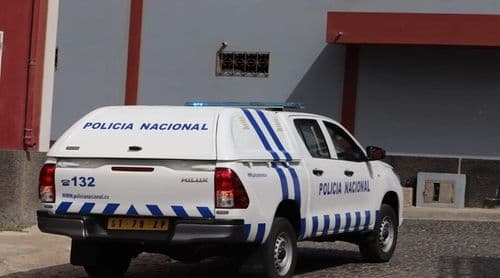 Porto Novo: Tribunal decreta prisão preventiva para suspeito de danos em viaturas da Polícia Nacional