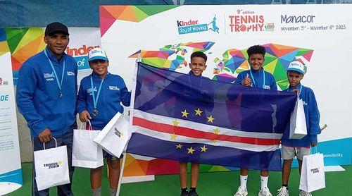 Ténis: Treinador evidencia entusiasmo dos atletas de Santo Antão no torneio em Espanha
